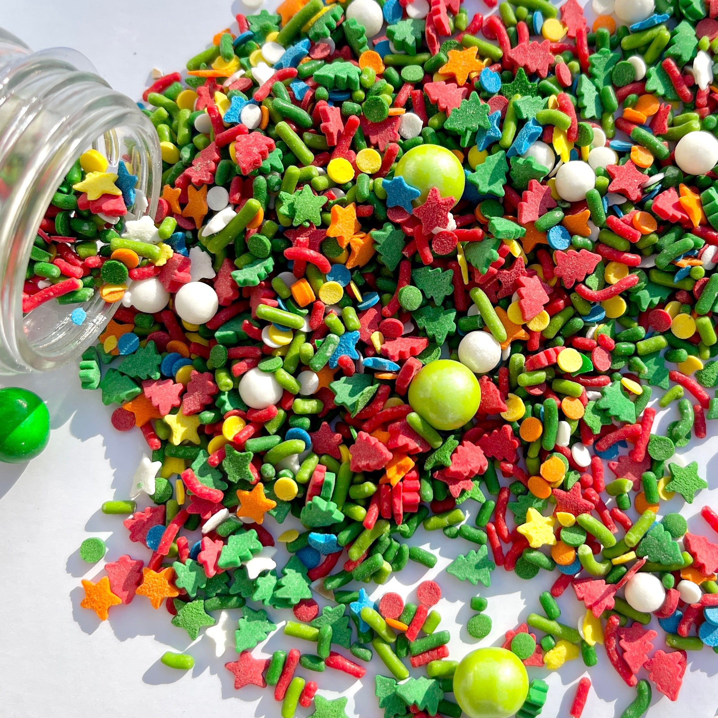 Sprinkles Noel Whimsical Blend 3,25 oz – Art Is In Cakes, Bakery